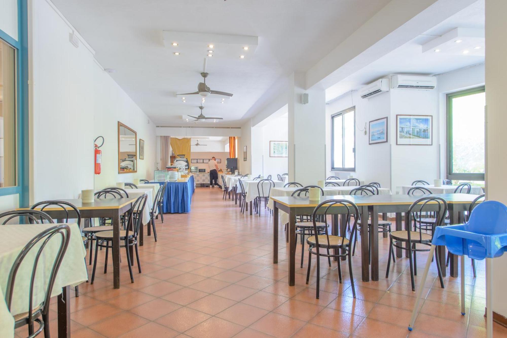 Hotel Avana Mare Rímini Exterior foto